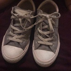 Converse size 3